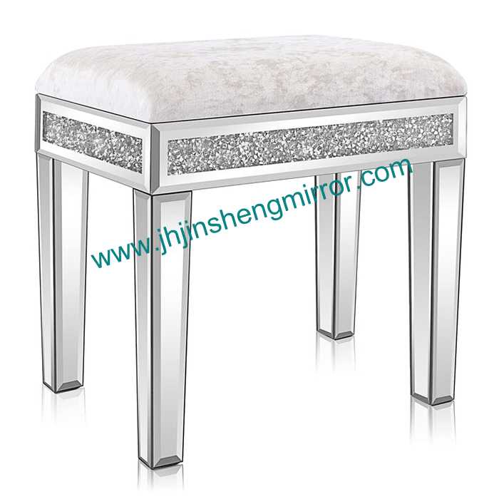 JS0561  STOOL