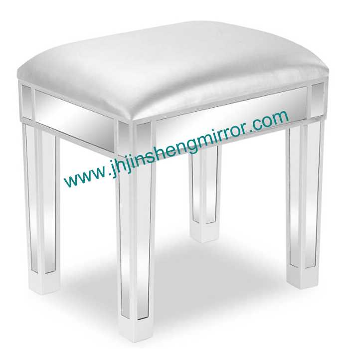 JS0560  STOOL