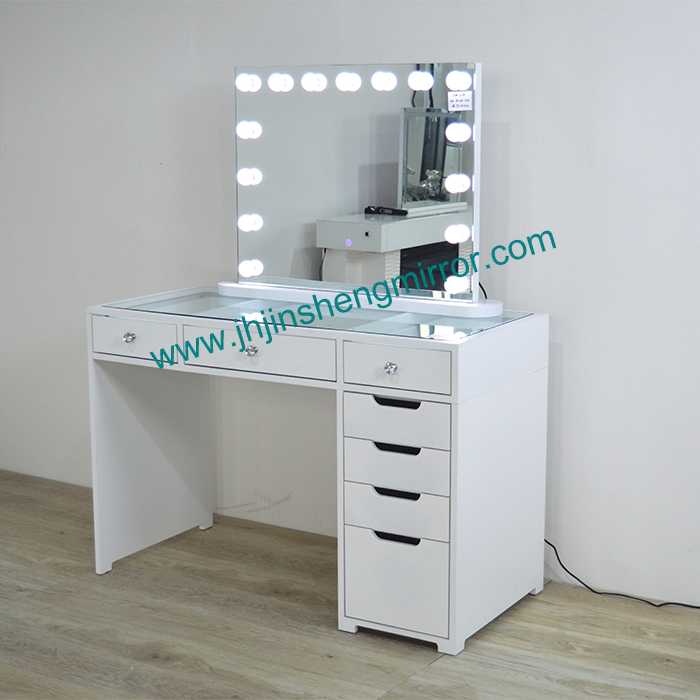 DRESSING TABLE SET